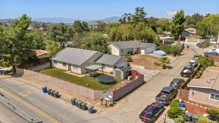 722 8th Street, Ramona, California 92065