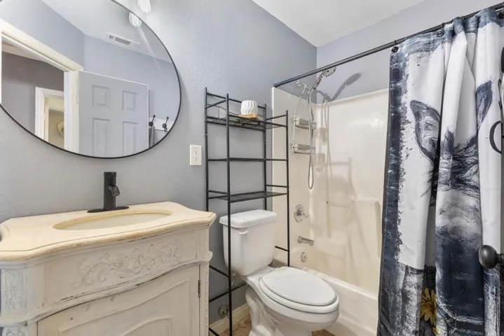 722 8th Street, Ramona, California 92065
