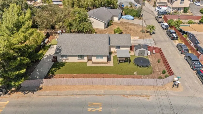 722 8th Street, Ramona, California 92065