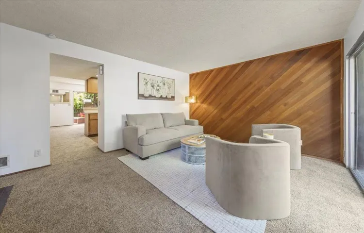 1970 Pomar Way, Walnut Creek, California 94598