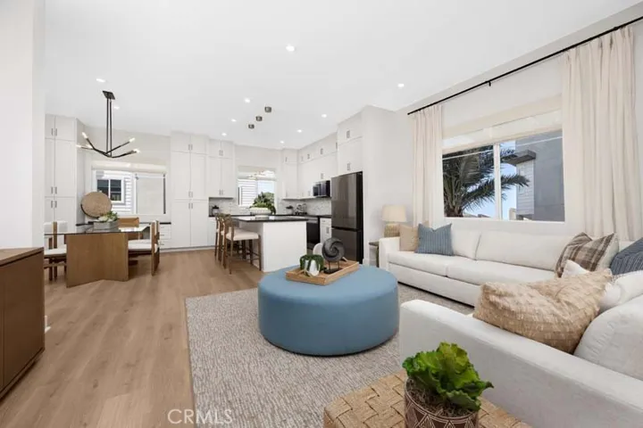7248 Pointbreak Drive, Huntington Beach, California 92647