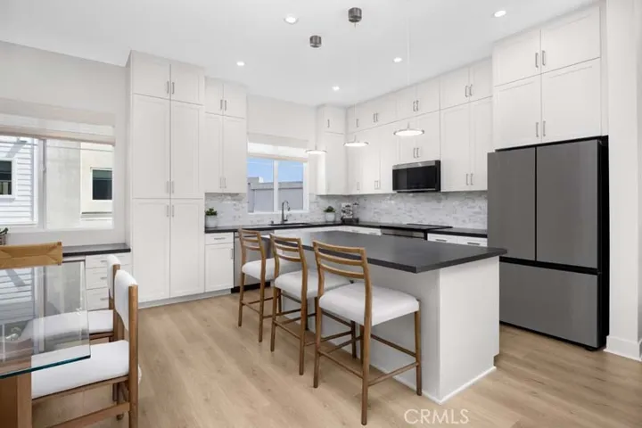 7248 Pointbreak Drive, Huntington Beach, California 92647
