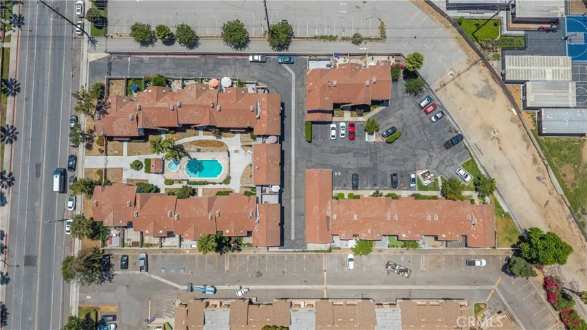 1013 W Linden 7, Riverside, California 92507