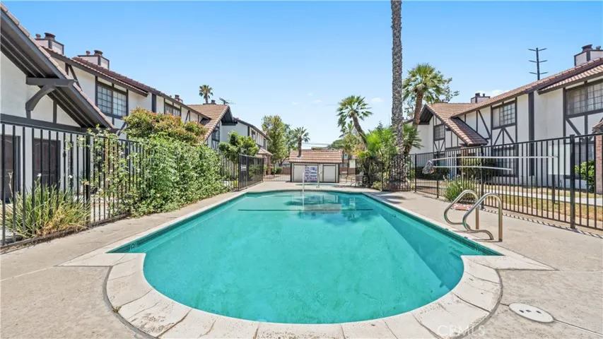 1013 W Linden 7, Riverside, California 92507