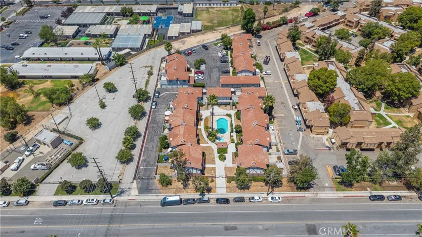 1013 W Linden 7, Riverside, California 92507