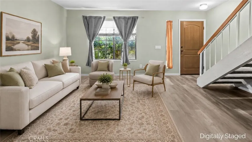 1013 W Linden 7, Riverside, California 92507