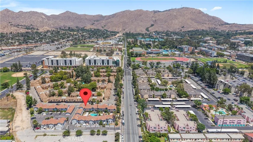 1013 W Linden 7, Riverside, California 92507