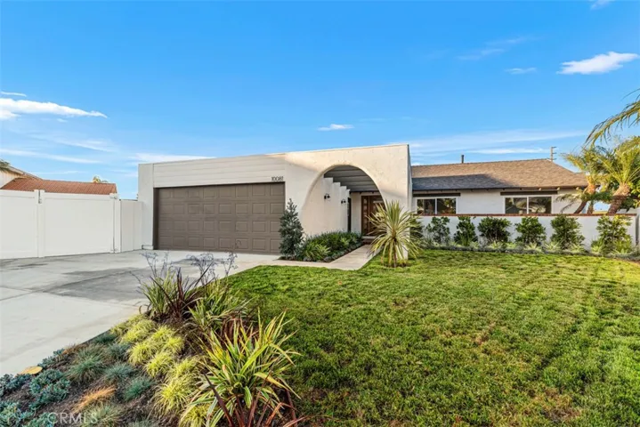 10081 Spar, Huntington Beach, California 92646
