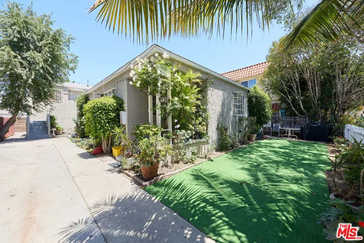 12029 Washington Place, Los Angeles, California 90066