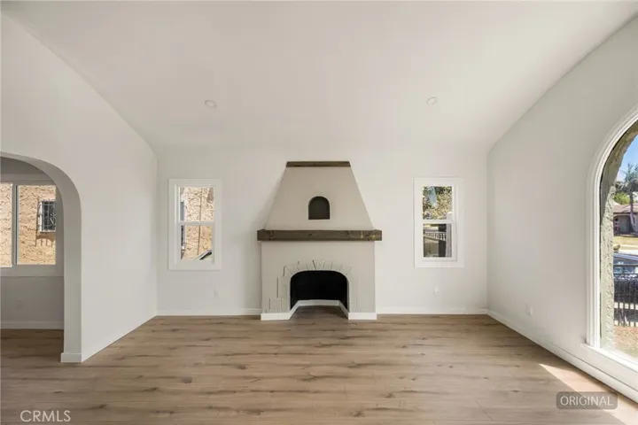 7523 Dalton Avenue, Los Angeles, California 90047