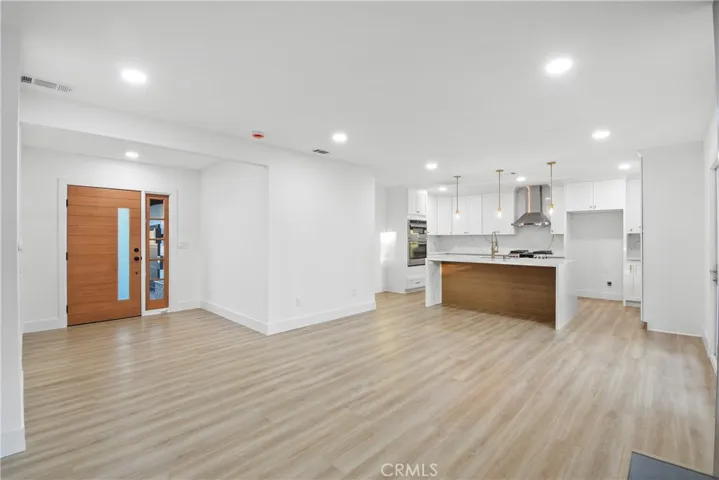 2137 Ostrom, Long Beach, California 90815