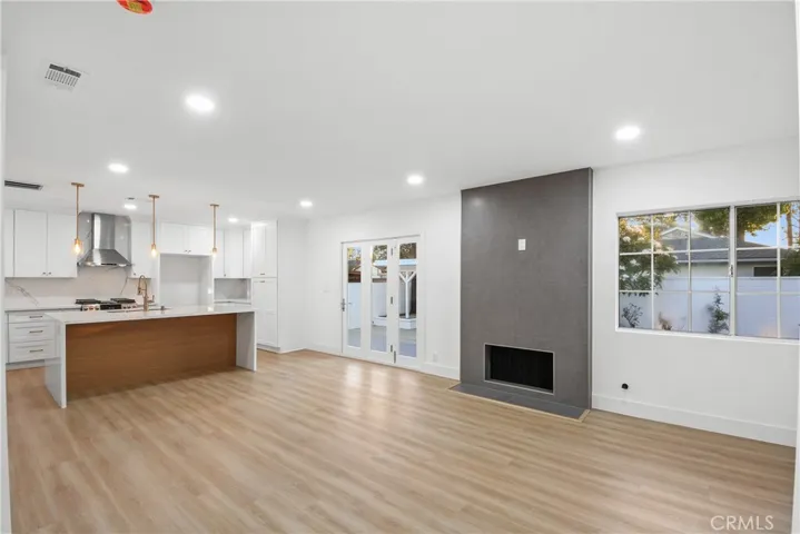 2137 Ostrom, Long Beach, California 90815