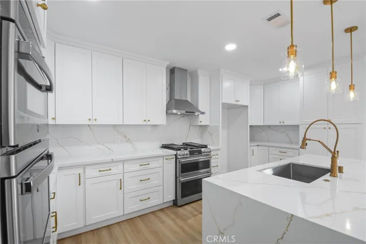 2137 Ostrom, Long Beach, California 90815