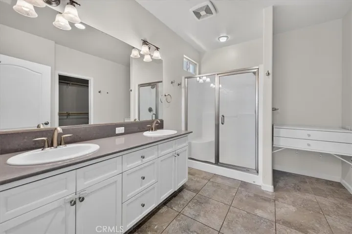 3532 Hampton, Clovis, California 93619