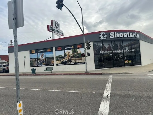 1942 W Redondo Beach, Gardena, California 90247