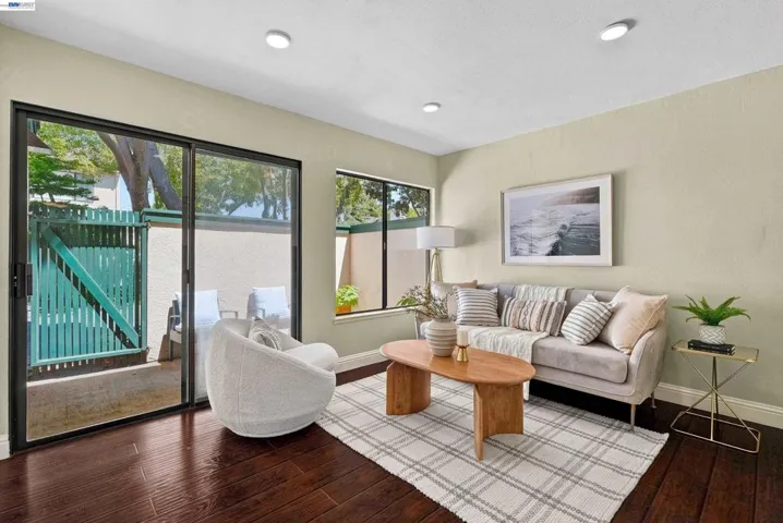 701 Ironwood Rd, Alameda, California 94502