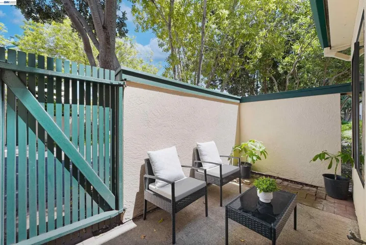 701 Ironwood Rd, Alameda, California 94502