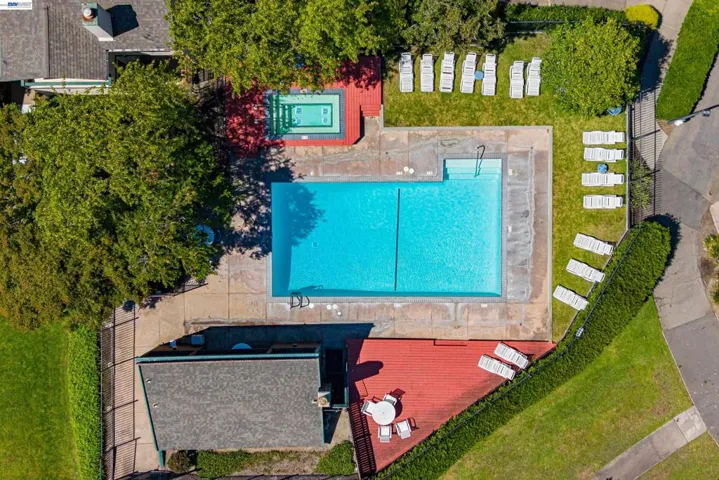 701 Ironwood Rd, Alameda, California 94502