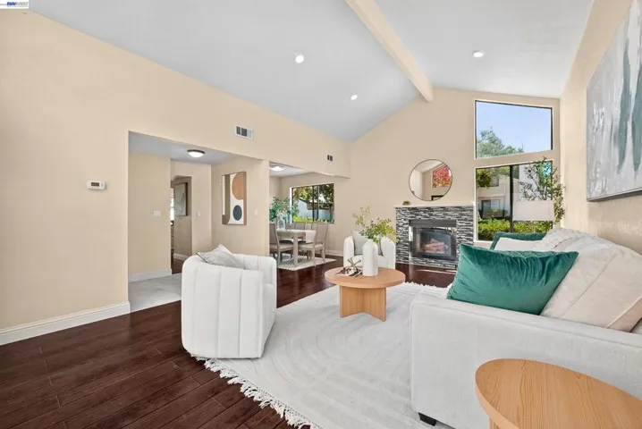 701 Ironwood Rd, Alameda, California 94502