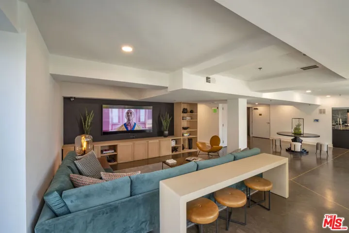 727 W 7th Street 1315, Los Angeles, California 90017