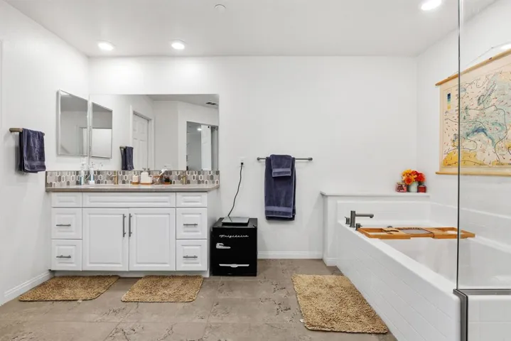 1362 Palo Verde Way, Vista, California 92083