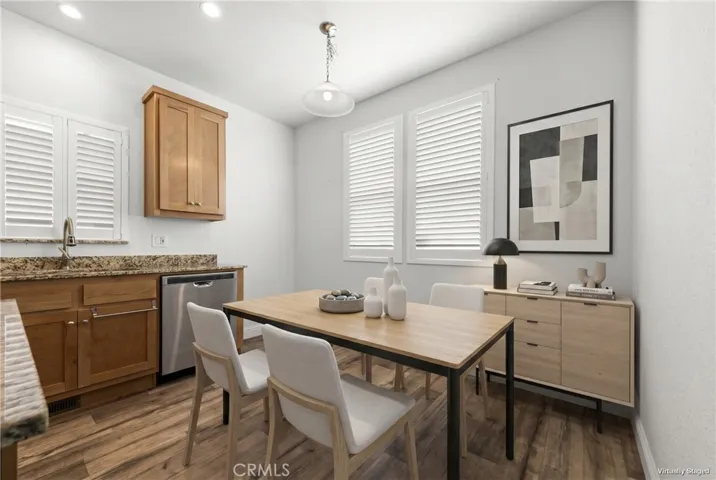 Dining room virtually staged
