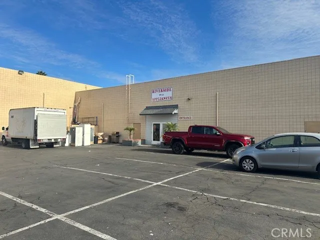 10015 Magnolia, Riverside, California 92503