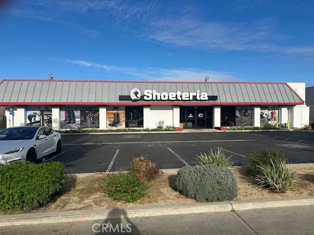 10015 Magnolia, Riverside, California 92503