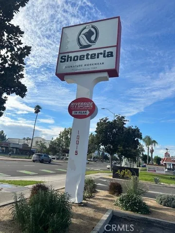 10015 Magnolia, Riverside, California 92503