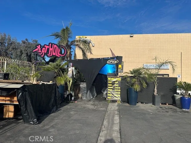 10015 Magnolia, Riverside, California 92503
