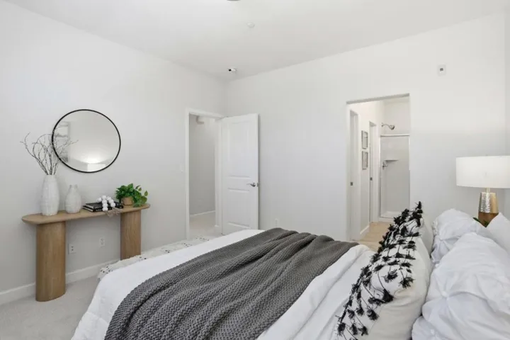 596 San Posadas Terrace 23, Sunnyvale, California 94085
