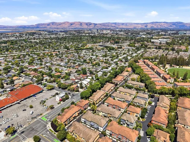 596 San Posadas Terrace 23, Sunnyvale, California 94085