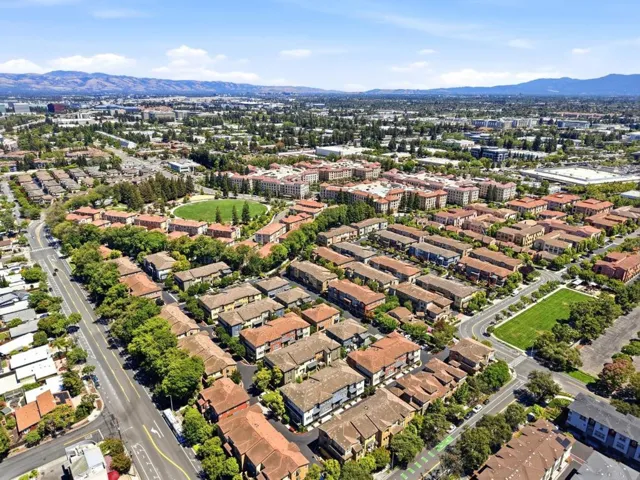 596 San Posadas Terrace 23, Sunnyvale, California 94085