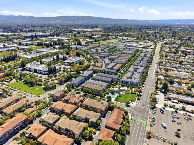 596 San Posadas Terrace 23, Sunnyvale, California 94085