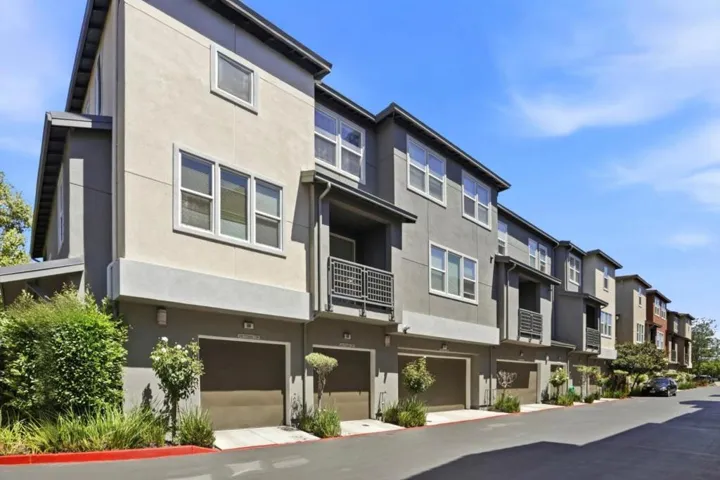 596 San Posadas Terrace 23, Sunnyvale, California 94085