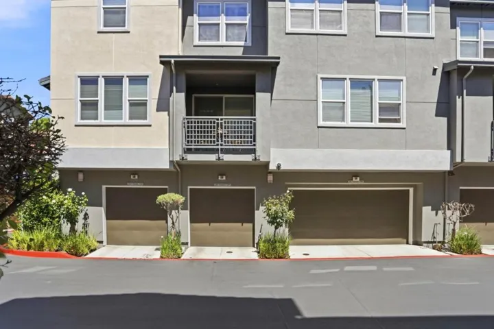 596 San Posadas Terrace 23, Sunnyvale, California 94085