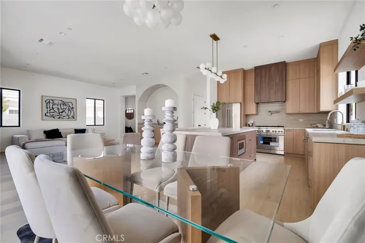 2307 Huntington Ln B, Redondo Beach, California 90278