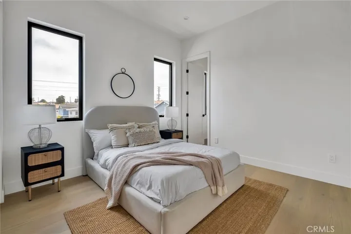 2307 Huntington Ln B, Redondo Beach, California 90278