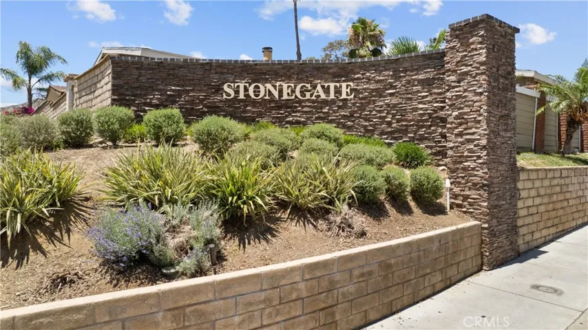 32003 Emerald, Castaic, California 91384