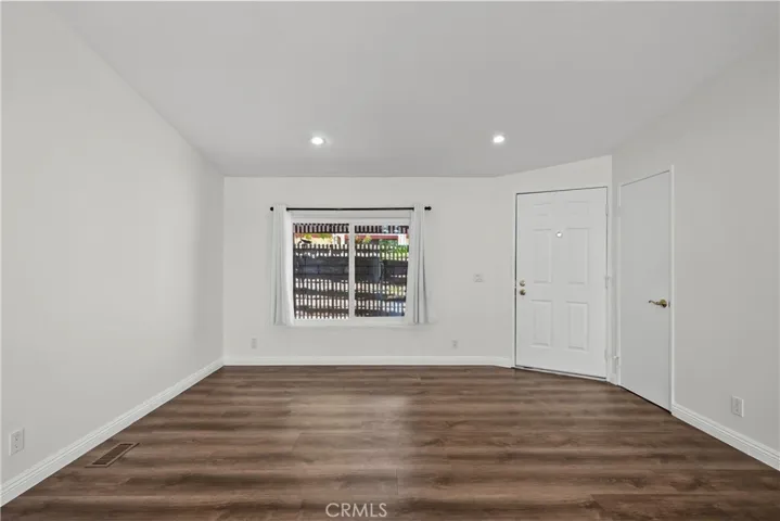 32003 Emerald, Castaic, California 91384