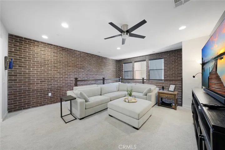 4963 Laurel Street C, Montclair, California 91763