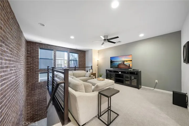 4963 Laurel Street C, Montclair, California 91763