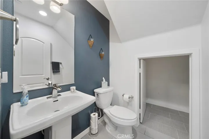4963 Laurel Street C, Montclair, California 91763