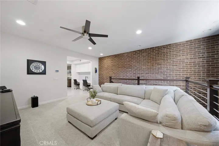 4963 Laurel Street C, Montclair, California 91763