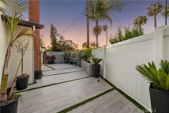 Another view of the 2nd side yard area.
