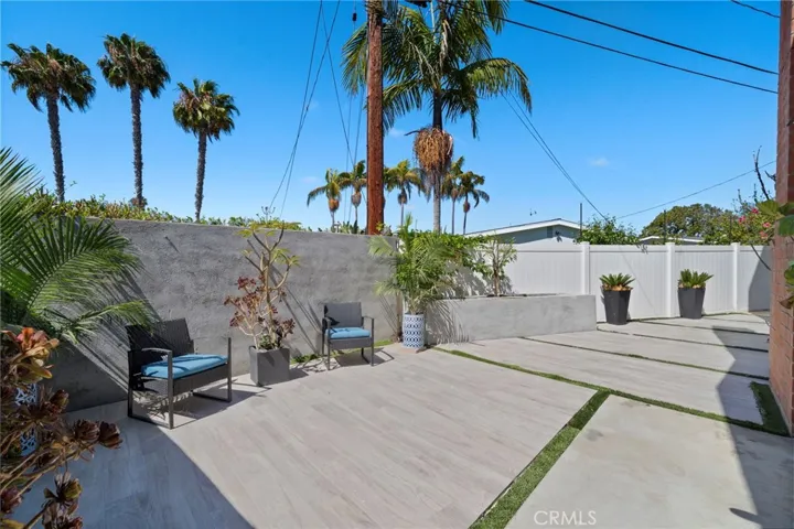 2nd side yard. A perfect private retreat for an ADU perhaps?