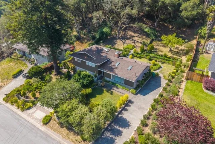 6970 Lakeview Drive, Salinas, California 93907