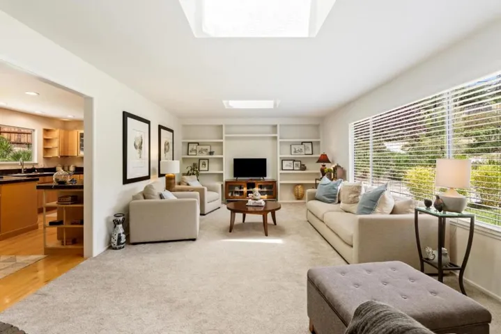 6970 Lakeview Drive, Salinas, California 93907