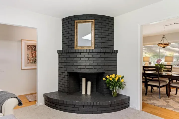 6970 Lakeview Drive, Salinas, California 93907