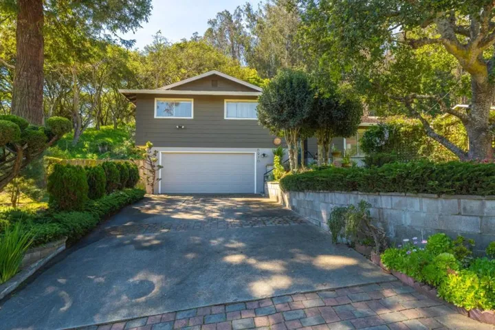 6970 Lakeview Drive, Salinas, California 93907
